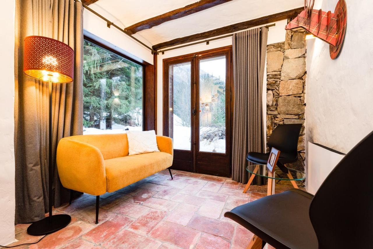 Chalet Les Praz - 280Sqm - Sauna Cinema Fitness - 5 Bedrooms In Heart Of Les Praz - By Cozee Rentals Шамони Экстерьер фото