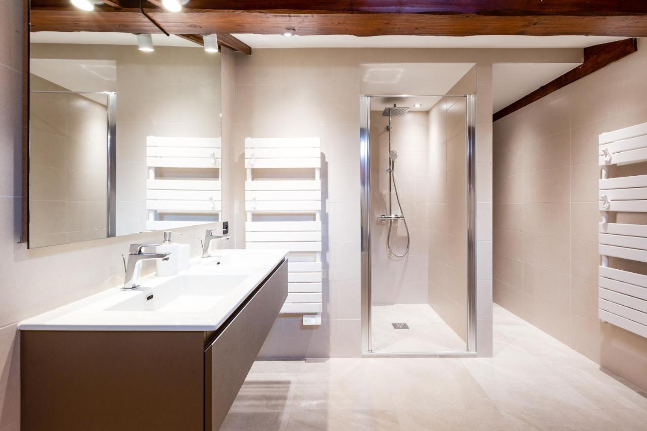 Chalet Les Praz - 280Sqm - Sauna Cinema Fitness - 5 Bedrooms In Heart Of Les Praz - By Cozee Rentals Шамони Экстерьер фото